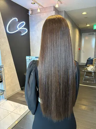 ロング 前田 桃花のヘアスタイル