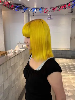 ロング カラー HIKARI🐈‍⬛ ハイトーン×デザインのヘアスタイル