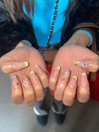 ネイル ulu🌼 nanaのネイルデザイン