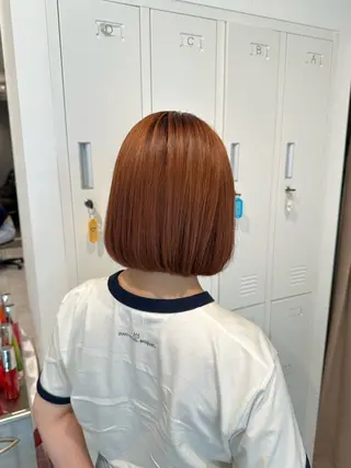 ショート カラー 小澤 真帆のヘアスタイル