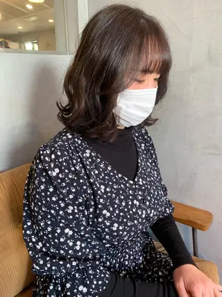 ミディアム レイヤー/韓国ヘア 杉浦結梨のヘアスタイル