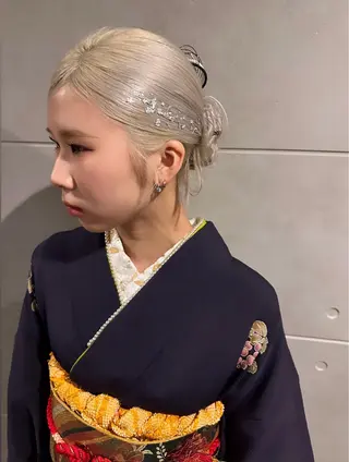 ロング ヘアアレンジ 吉野 華乃のヘアスタイル