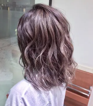 ショート カラー N° jillva ♦️川端裕司♦️のヘアスタイル