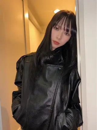 ロング 🍎デザインカラー /カエデ🍎のヘアスタイル