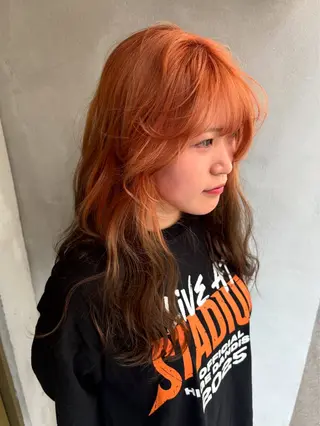 ロング tonari所属・ブリーチモデル/ カットモデル/Riaのヘアスタイル