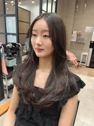 ロング カラー レイヤー/韓国/ ハッシュ/高田翼のヘアスタイル