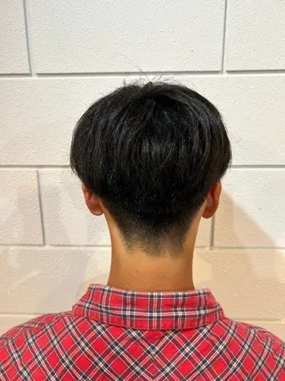 ショート メンズ 相澤 拳のヘアスタイル