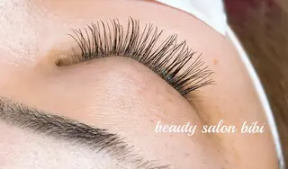 マツエク・マツパ 美容室 美美所属・髙坂 友香のエステ・リラクイメージ