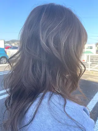 ロング 西村 泰江のヘアスタイル