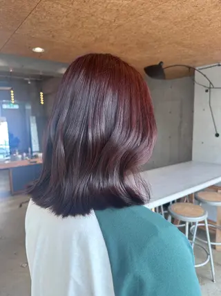 ミディアム 古川 杏果のヘアスタイル