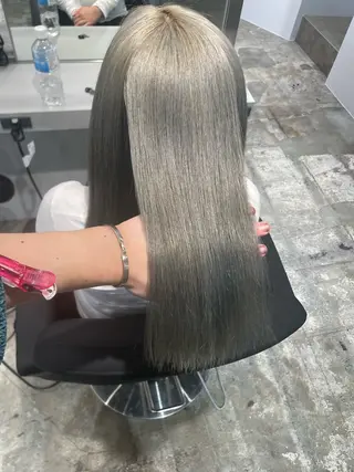 ロング カラー 🫧透明感/美髪🫧 Hiroakiのヘアスタイル