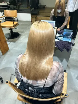 カラー tote. 成瀬晃のヘアスタイル