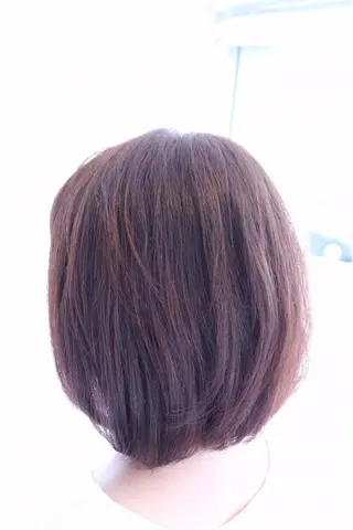 ショート カラー 小川 美香のヘアスタイル