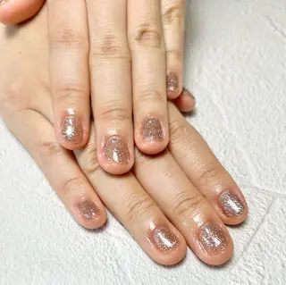 ショート 濱嶋 結菜のネイルデザイン