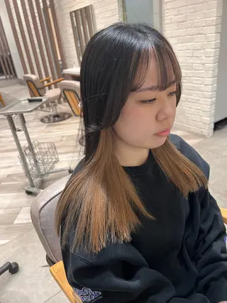 セミロング 中嶋 彩乃のヘアスタイル