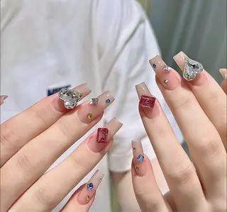 ネイル 🍑 momo_nailのネイルデザイン
