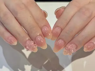 ネイル J&C Nail Salon吉祥寺所属・YU KIのネイルデザイン