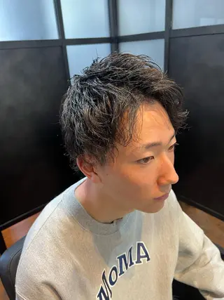 メンズ newi TATSUのヘアスタイル