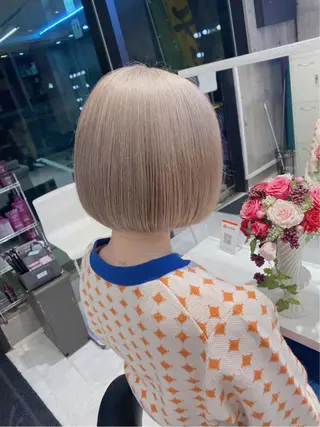 ショート カラー 韓国ヘア特化💍 tiam💍ブリーチのヘアスタイル