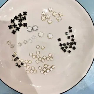 ネイル 黒葛原 めぐみのネイルデザイン