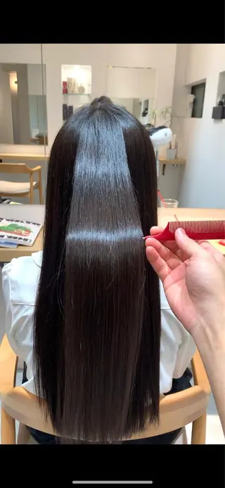 ロング ✨髪質改善　美髪✨ 縮毛　井上 大誠のヘアスタイル