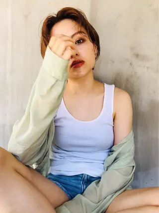 ショート SALT WATER所属・南堀江レイヤーカット MIKU🍒のヘアスタイル