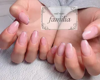 ネイル -nailroom- familiaのネイルデザイン