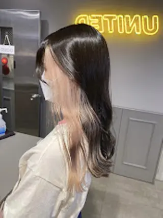 カラー 🪞［公式］ UNITED横浜🪞のヘアスタイル