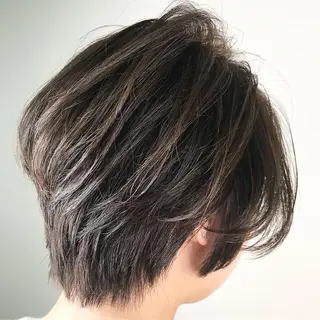 ショート カラー Lien 深井店のヘアスタイル