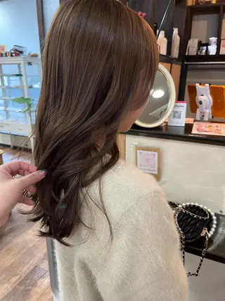 セミロング Un Fleur所属・立野 希沙のヘアスタイル