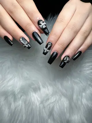 ネイル アールビーネイル所属・mase Megumiのネイルデザイン