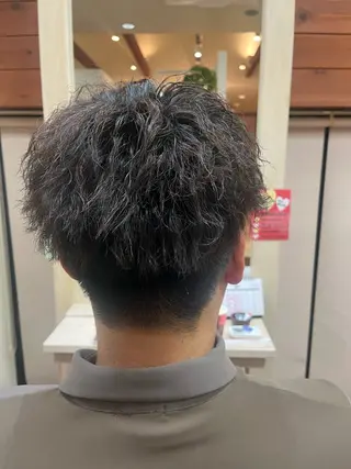 ショート パーマ メンズ 水口 真穂のヘアスタイル