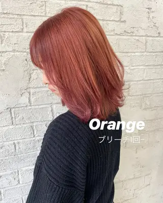 ミディアム カラー オリーブ/アッシュ やわらか透明感カラーのヘアスタイル