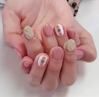 カラー ネイル Q Free nailsのネイルデザイン