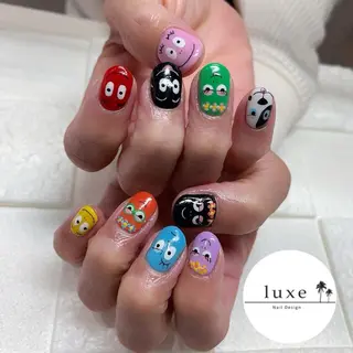 ネイル luxe NailDesignのネイルデザイン