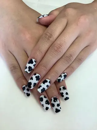 ネイル 💎🐰 saki. m 🐰💎のネイルデザイン