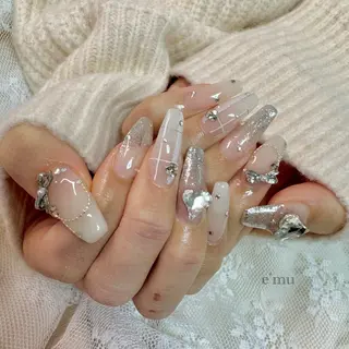 ネイル nail salon e'mu💐のネイルデザイン