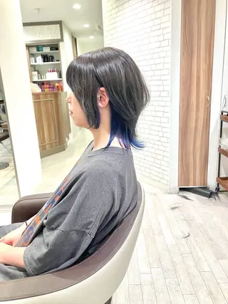 ミディアム カラー Re:st所属・Miyavi/カラー ショートボブのヘアスタイル