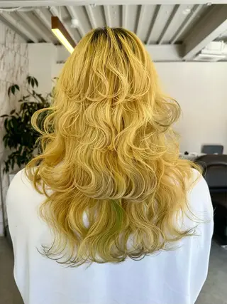 ロング カラー ハイトーン×似合わせ 🌱中川慎之介のヘアスタイル