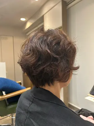 ショート パーマ ヒロタ ハルヒ🦁のヘアスタイル