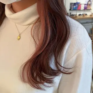 カラー 三品 早妃のヘアスタイル