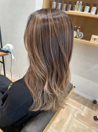 カラー AVANCE泉大津店 加茂瑞希のヘアスタイル