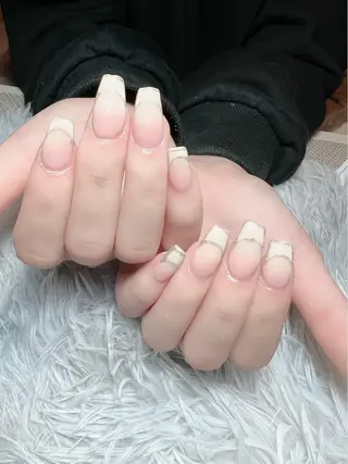 ネイル シェヌネイル JURAのネイルデザイン