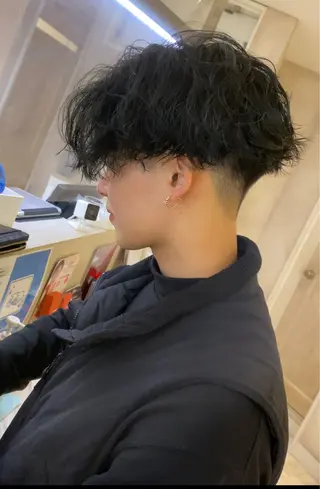 ショート 新宿/韓国レイヤー/ 顔まわり/メンズヘアのヘアスタイル