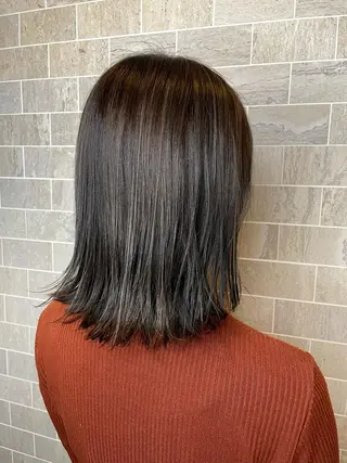 ミディアム ブリーチ毛矯正.髪質 改善.髪にドラマをのヘアスタイル