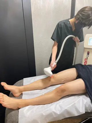 メンズフェイシャル アイブロウ・ルースのエステ・リラクイメージ