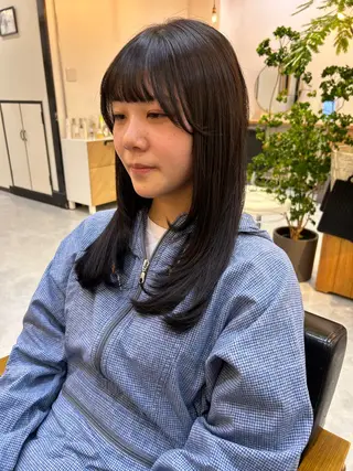 ロング カラー CARICIA 白木 由里加/新栄のヘアスタイル