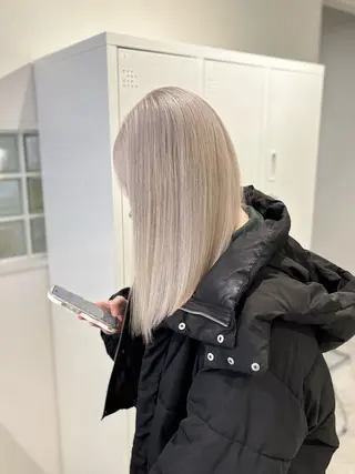 セミロング カラー GaKu/ハイトーン /ブリーチ/レイヤーのヘアスタイル