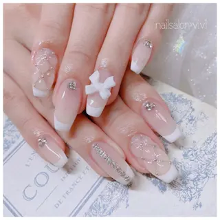 ネイル ＶＩＶＩ nailsalonのネイルデザイン