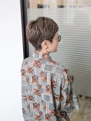 ショート カラー sepiage trois所属・酒井 亜希のヘアスタイル